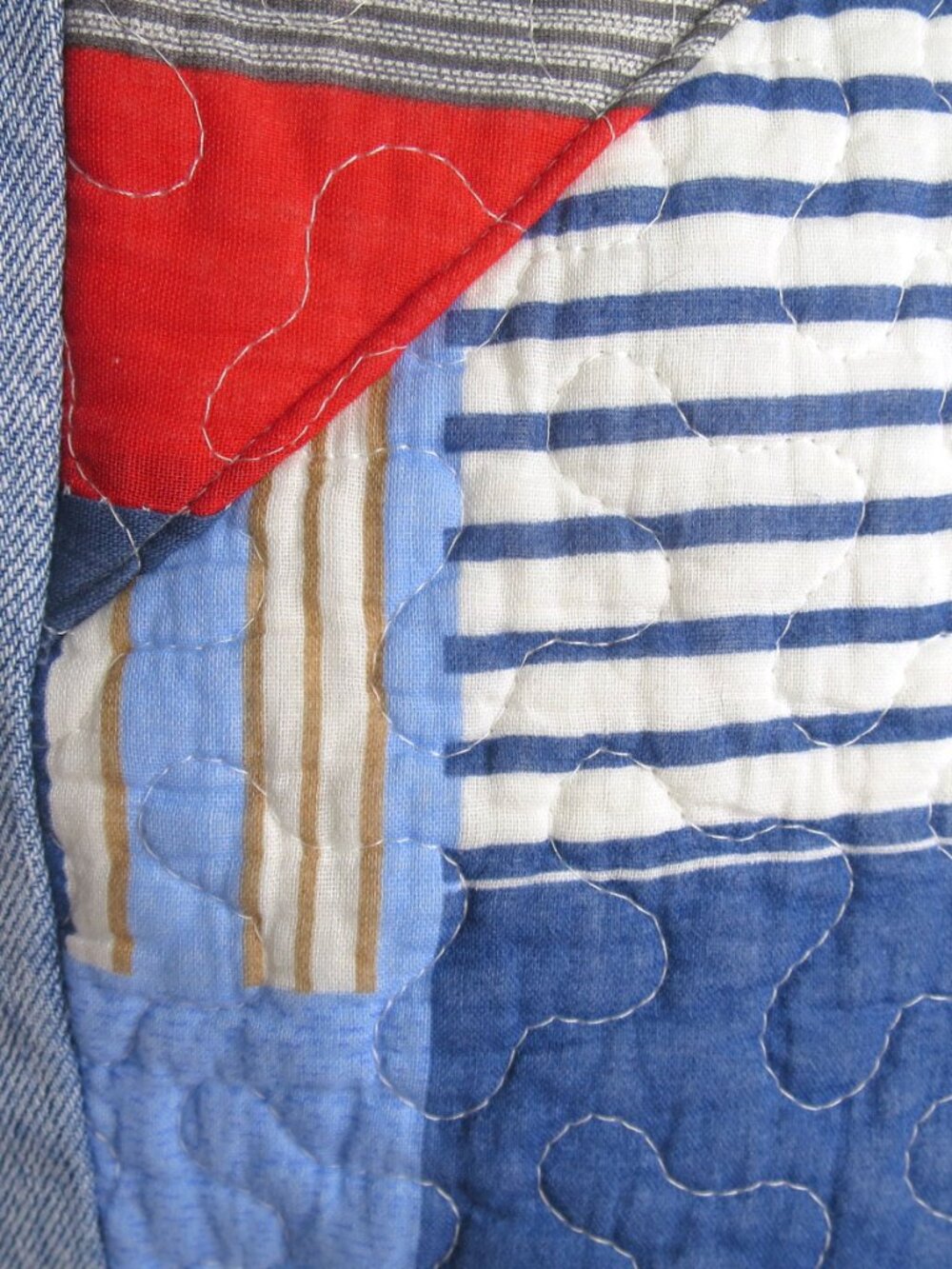 Vtg Levi's 550 Relaxed Tapered Fit Reworked Quilted Patchwork Jean Size 12M - Picture 3 of 8